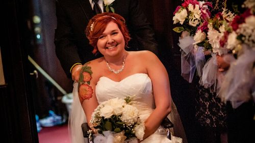 Cancer patient receives dream wedding during treatment 