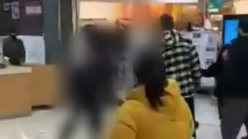 Teen stabbed in stomach in Melbourne supermarket brawl
