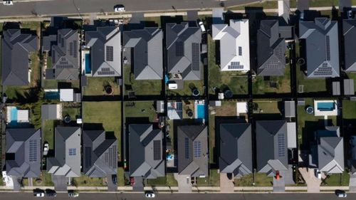 Maisons vue aérienne ceinture hypothécaire taux d'intérêt immobilier banlieue 