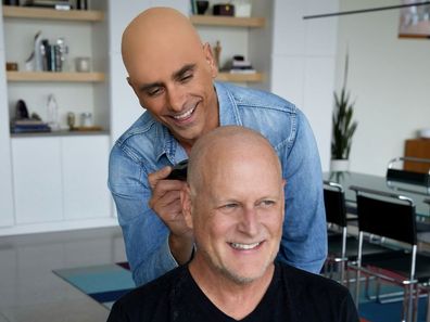 John Stamos wears bald cap in solidarity with Dave Coulier