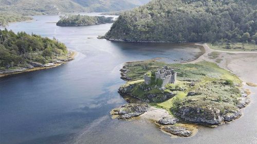 The ruins of Castle Tioram are not far away.