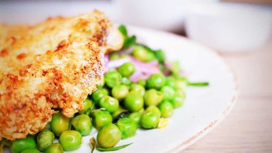 Crispy cauliflower steak is the perfect #meatfree dinner