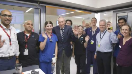 "They're 10/10," Mr Fry said of the staff at Alfred Hospital. (9NEWS)