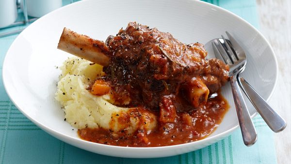 Slow cooked lamb shanks