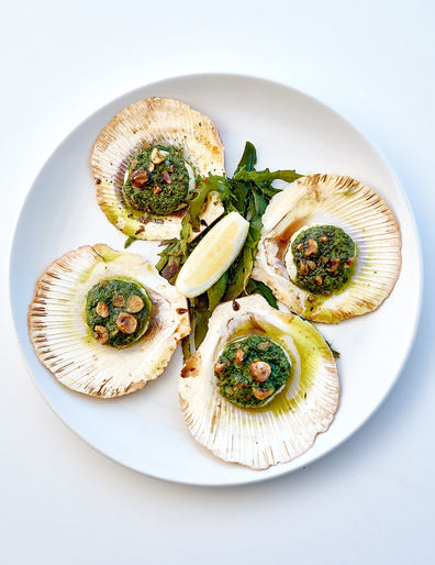 Bannisters by the Sea grilled Hervey Bay scallops