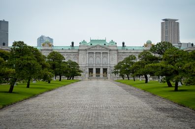 Japan royal family palace 