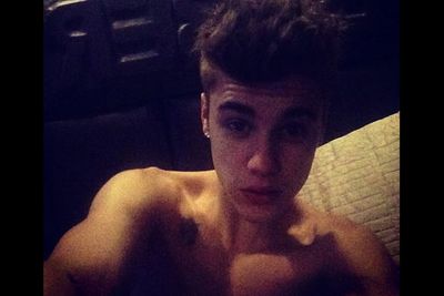 Smouldering selfie-Bieber. Again. Oh, Justin, put it away.
