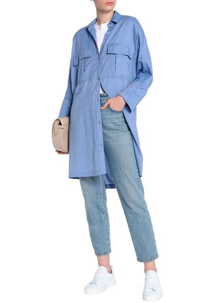 <em><a href="https://www.theoutnet.com/en-au/shop/product/3-quarter-sleeves-top_cod1050808922026.html#dept=INTL_James_Perse_DESIGNERS" target="_blank" title="Style Pick-&amp;nbsp;James Perse Oversized Cotton-Mousseline Shirt in Light Blue, $168" draggable="false">Style Pick-&nbsp;James Perse Oversized Cotton-Mousseline Shirt in Light Blue, $168</a></em>