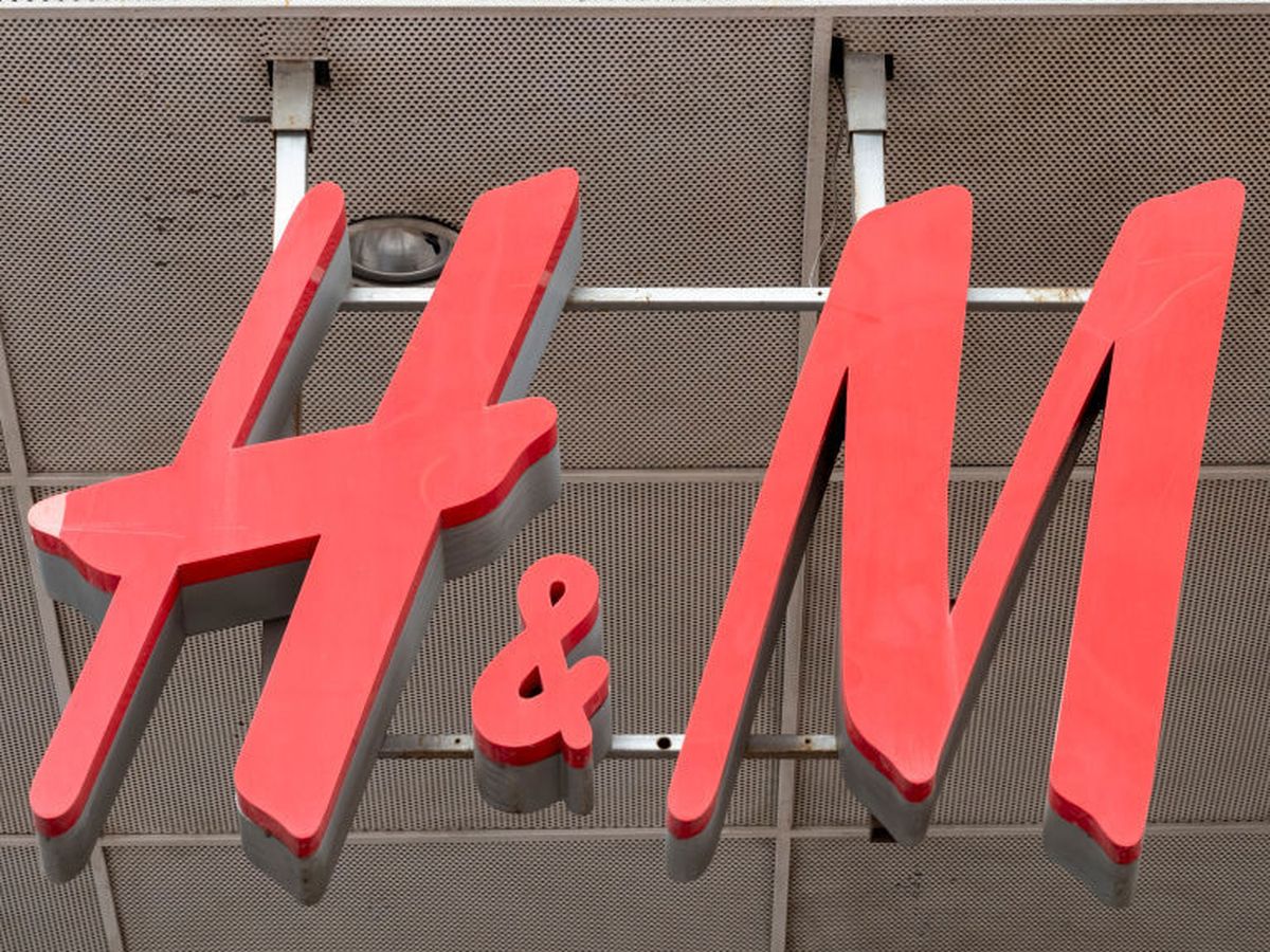 Fashion giant H&M pulls ad after claims it sexualised underage girls, Fashion Industry