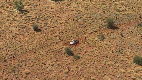 Darwin couple rescued after spending 24 hours bogged in WA desert