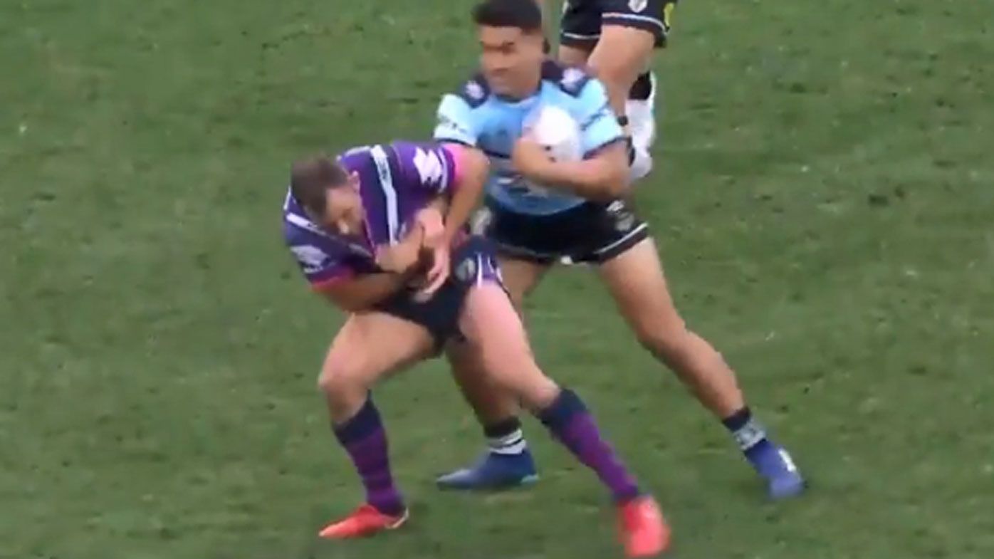 Cronulla Sharks captain Paul Gallen defends Melbourne Storm skipper Cameron Smith over chicken wing tackle 