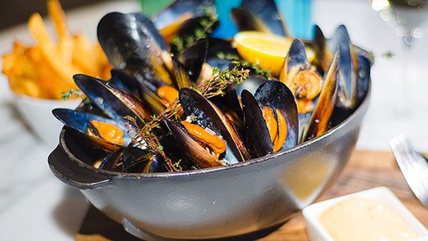 Neil Martin's butter mussels