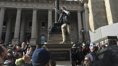 Melbourne lockdown protests