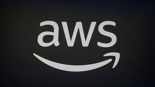 Uma falha em um data center da Amazon Web Services (AWS) nos EUA deixou milhões de pessoas em todo o mundo incapazes de acessar metade da Internet, mas como exatamente isso causou a interrupção generalizada?