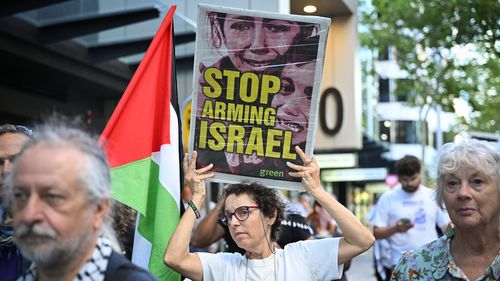 NEWS: Pro Palestine Action Group demonstrate outside the US consulate in North Sydney to put these demands to the incoming Trump administration. Photo: Wolter Peeters, 21st January 2025, The Sydney Morning Herald.
