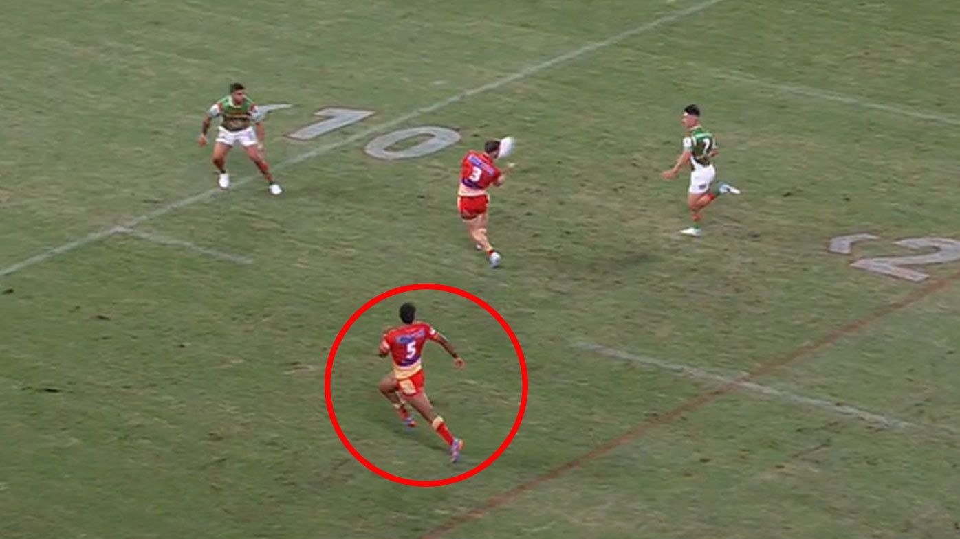 Cameron Smith stunned as Dolphins bomb certain try with bizarre blunder