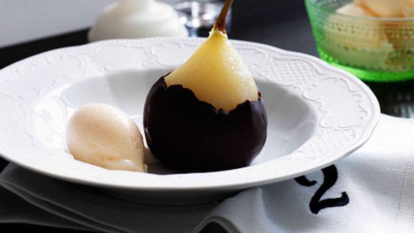 Poached pears with Gorgonzola dolcelatte gelato