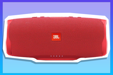 9PR: JBL Charge 4 Portable Waterproof Speaker, Red