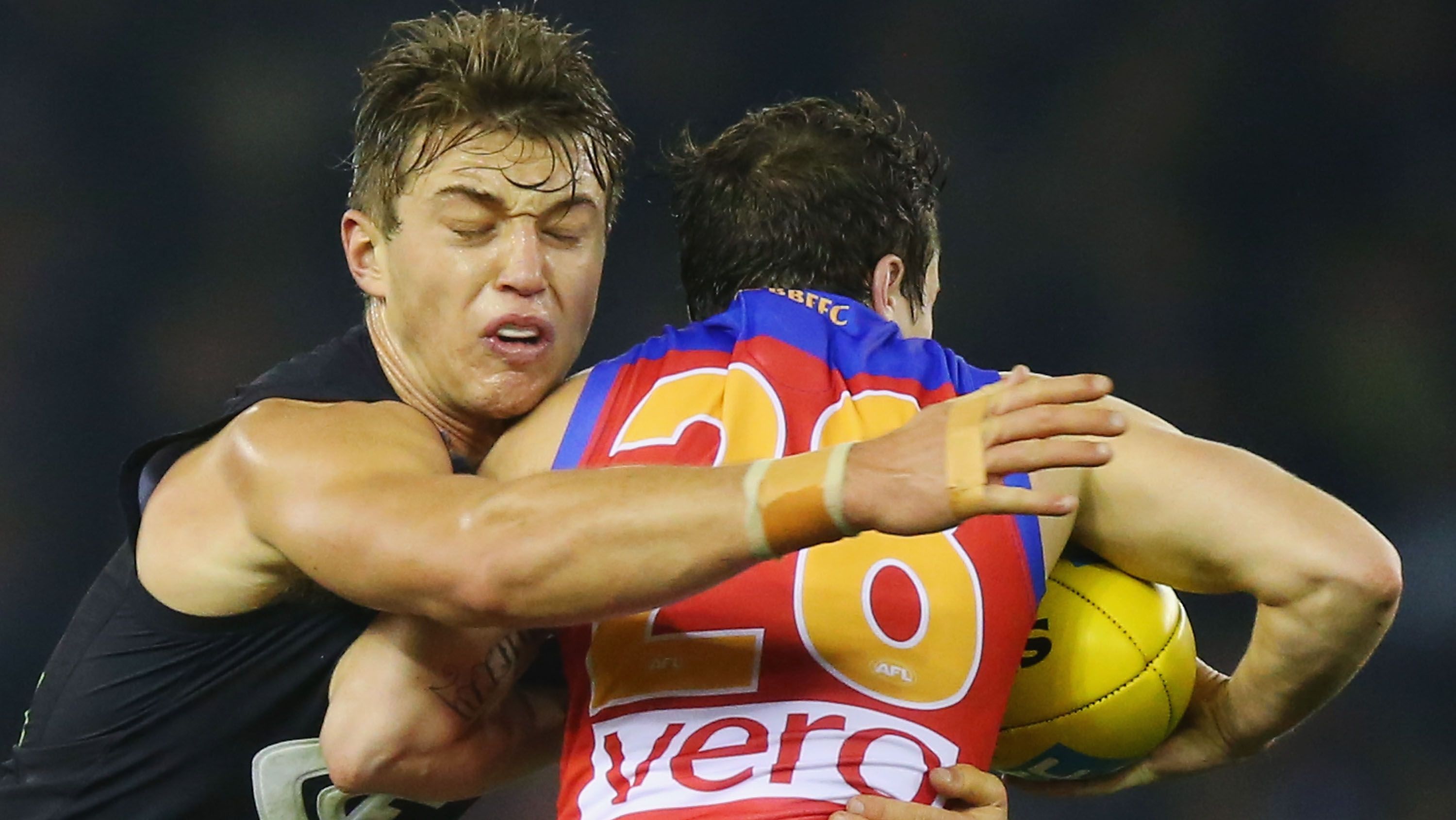 Patrick Cripps lays a tackle.