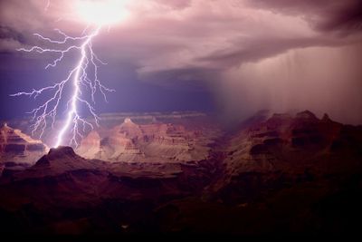 Highly Commended in Landscape Category: Raul Mostoslavsky | Lightning up the Grand Canyon