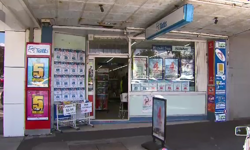 The Mitcham newsagency on the Maroondah Highway. (9NEWS)