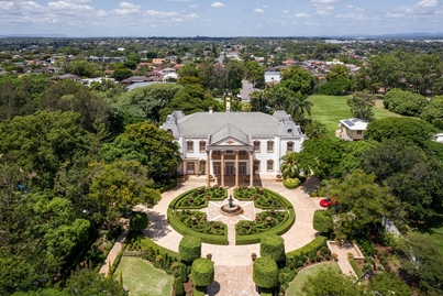 Australia's most popular homes this week include two palatial estates in unlikely locations