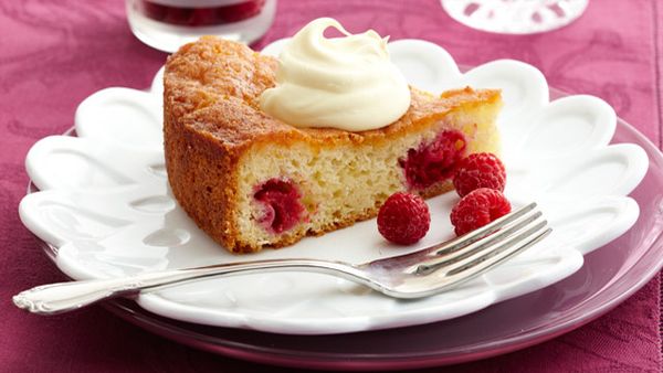 Raspberry & coconut teacake