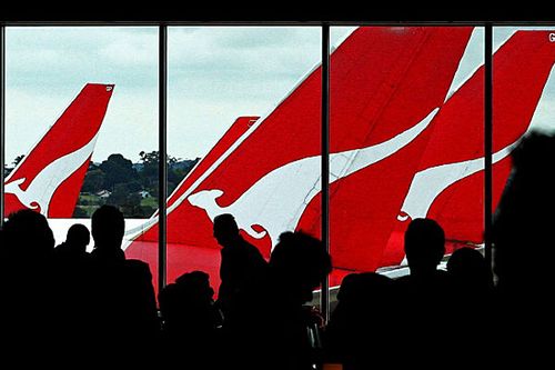 Qantas bookings glitch 'back to normal' after cyber attack fears