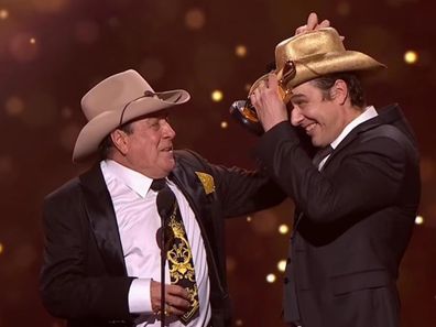 Molly Meldrum and Samuel Johnson at the 2017 Logie Awards.