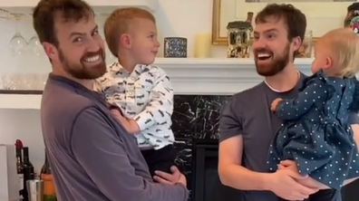 Dad hilariously introduces identical twin brother to his toddler kids.