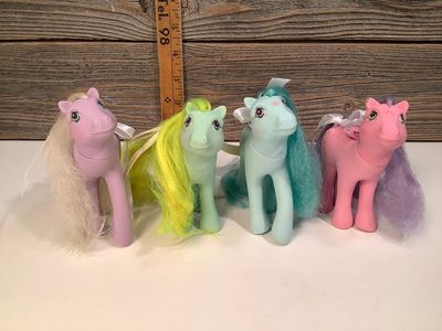My Little Ponies - 80s retro toys
