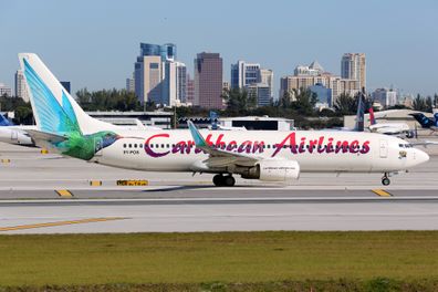 A Caribbean Airlines Boeing 737-800 with the registration 9Y-POS taxis at Fort Lauderdale Airport (FLL) in the United States. 