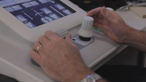 While the incision is still done by hand, the robot delivers the wire, stent and balloon from the wrist to the heart.