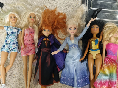 Mum shares clever hack for detangling Barbie's matted hair