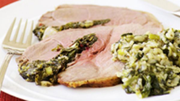 Stuffed lamb with spinach rice