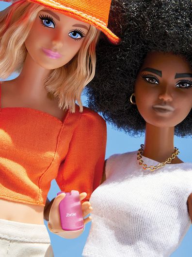 9PR: Barbies with HMD Phone