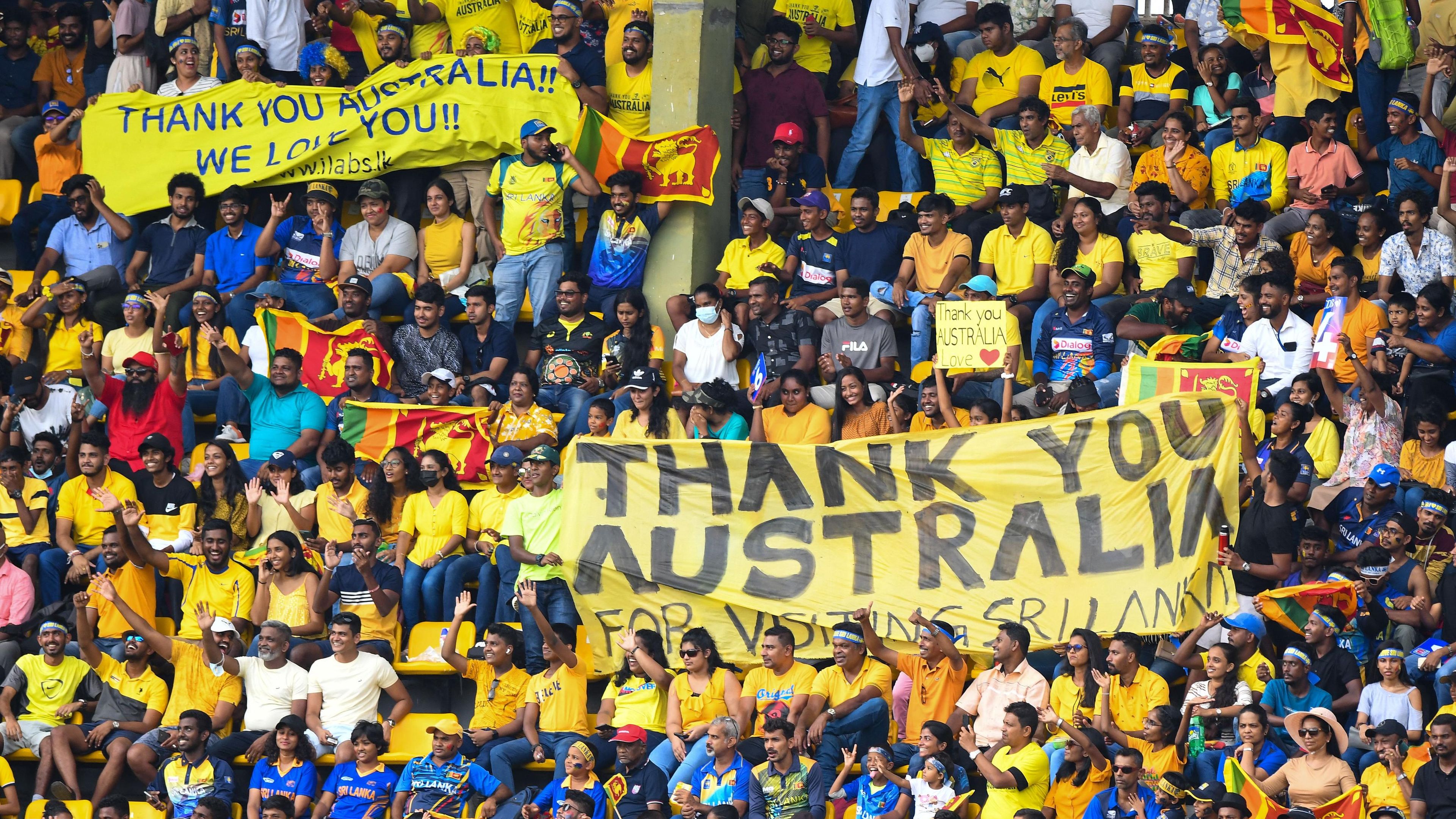 Consolation win for Australia in fifth ODI against Sri Lanka as home fans create 'pretty special moment'