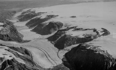 West Greenland's Ujaraannaq valley in 1936