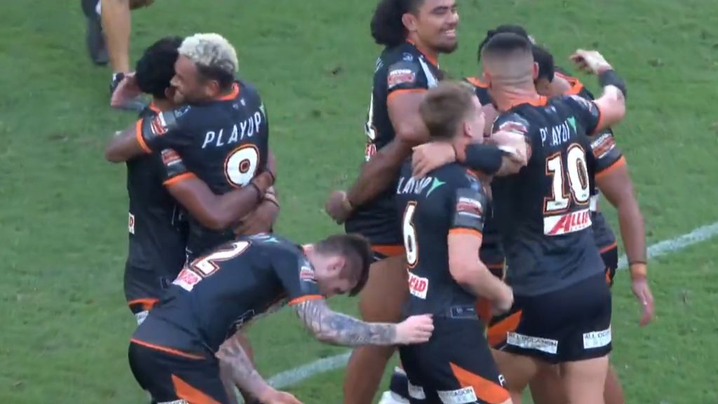 'The confidence of this man is outrageous': Lachlan Galvin stuns as Wests Tigers clinch nail-biting victory