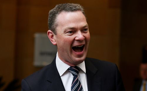 Christopher Pyne vows new uni legislation after Senate defeat