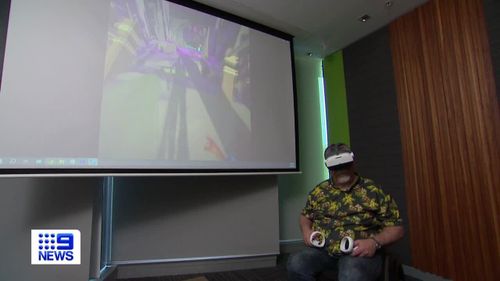 Researchers are exploring virtual reality as a way to combat chronic pain in Australians with spinal cord injuries.

