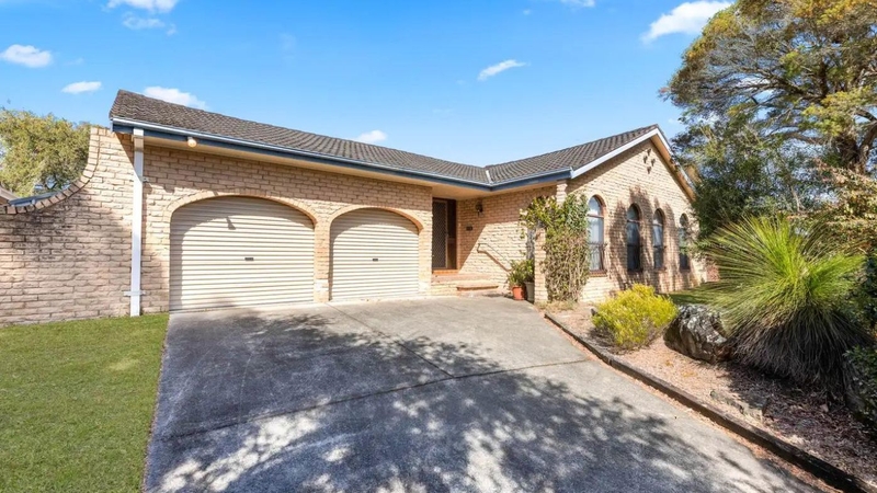 Parents bid to help kids buy $1.45 million Sydney house