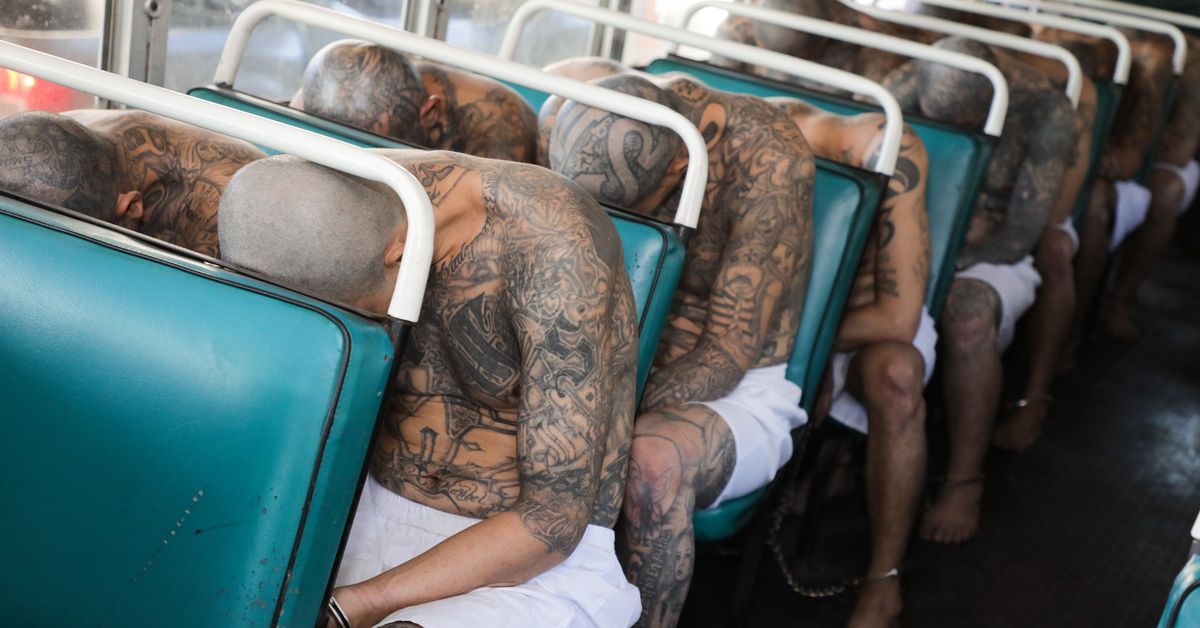 Over 150 people arrested under special powers die in Salvadoran prisons