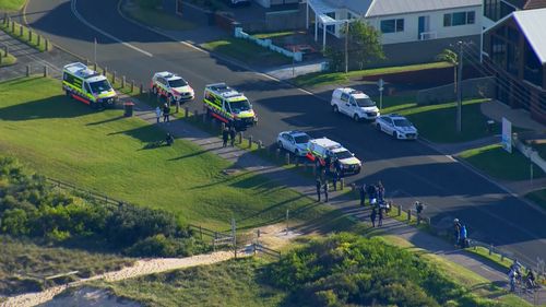 A massive search operation in Wollongong has been suspended after reports a paraglider crash landed in the water, approximately 200 metres offshore.