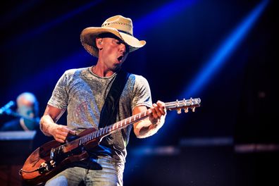 Woman dies at Kenny Chesney concert at Mile High