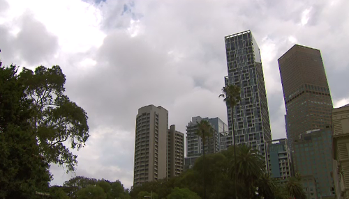 The cool change came as a relief to many - especially those sweltering without power. (9NEWS)