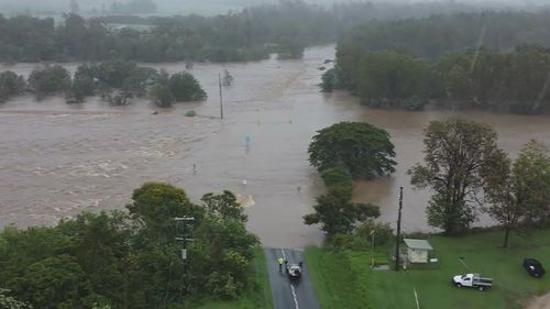 As bacias hidrográficas em todo o estado podem estourar, pois a chuva deve continuar nas próximas 48 horas.