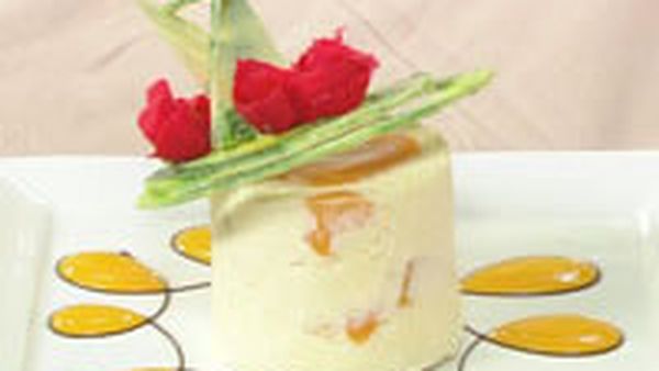 Champagne and peach bavarois