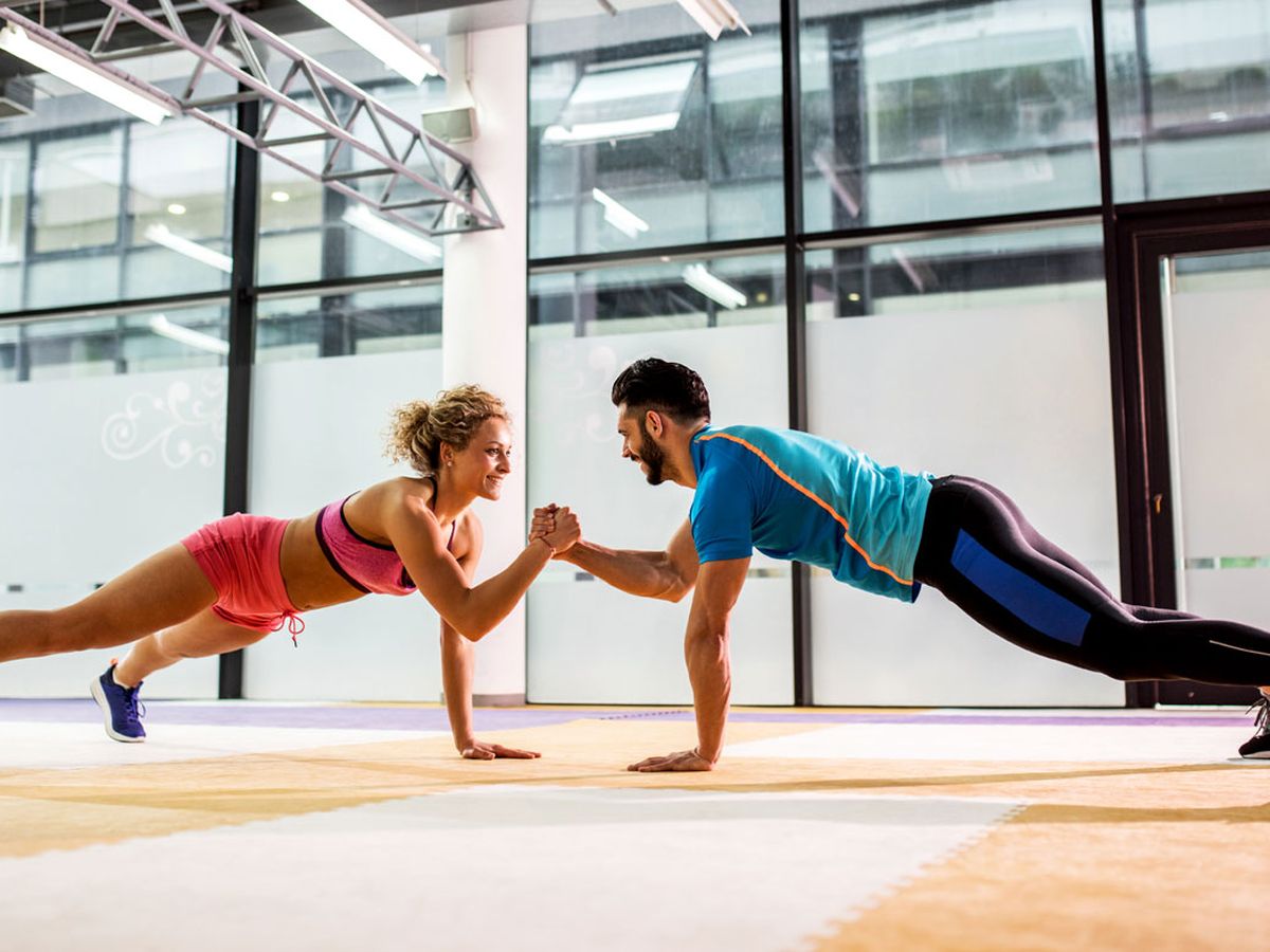 10 Powerful Ways Working Out Together Will Strengthen Your Romance - Outlaw  FitCamp