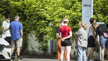 Queues of hopeful tenants at an open for inspection in Brunswick